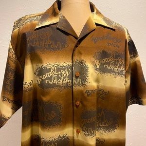 Brooklyn EXpress short sleeve button up lightweight dress or casual shirt